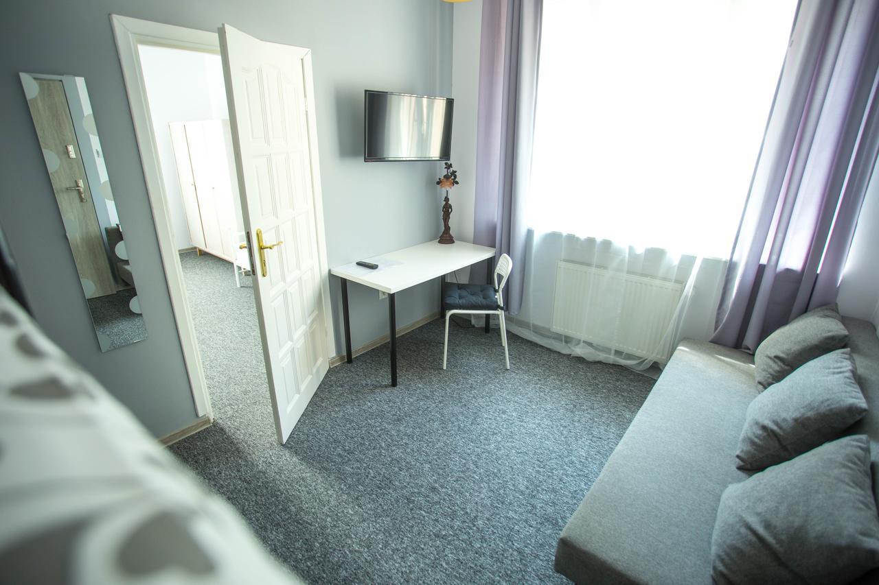 Moonriver Inn Varsovie Extérieur photo